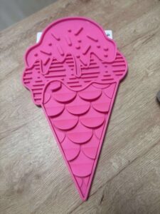 TAPIS À LÉCHER GLACE