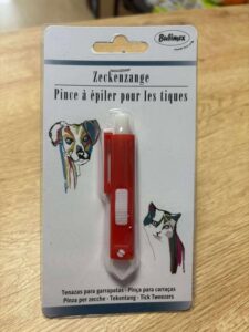 Pince à épiler pour tique