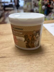 Lingettes doigts oreilles et yeux