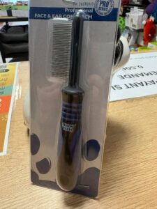 Peigne visage et oreilles